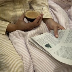 Juna Sengetj - Monochrome Lines - Rosa/Hvid - 140x220 cm