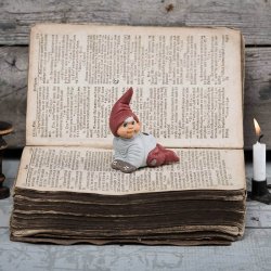 Klarborg Nisse Bette Hugo