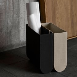 Kristina Dam Studio Curved Box Small - Sort