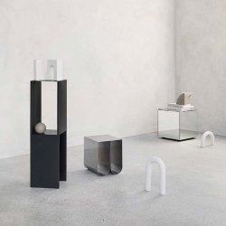 Kristina Dam Piedestal Bord - Sort