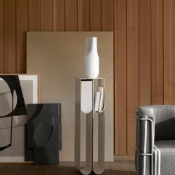 Kristina Dam Studio Serif Vase - Stor