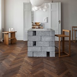 Kristina Dam Studio Axis Sidebord Lakeret Eg