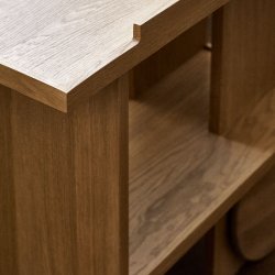 Kristina Dam Studio Axis Sidebord Lakeret Eg