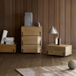 Kristina Dam Studio Cone Bordlampe