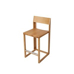 Kristina Dam Studio Outline Barstol 65cm Lakeret Eg/Aluminium