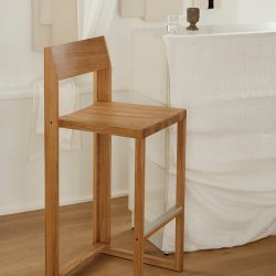Kristina Dam Studio Outline Barstol 65cm Lakeret Eg/Aluminium