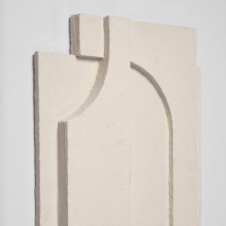 Kristina Dam Studio Serif Relief Large