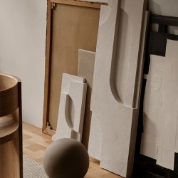 Kristina Dam Studio Serif Relief Large