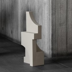 Kristina Dam Studio Serif Skulptur