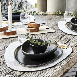 LindDNA Curve Stoneware - Stor Tallerken - Sort