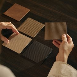 LindDNA Glasbrik Square Corduroy Brun