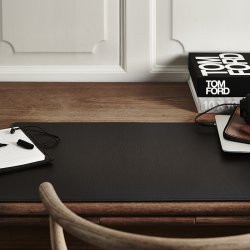 LindDNA Skrivebordsunderlag Square XL Bull Brun