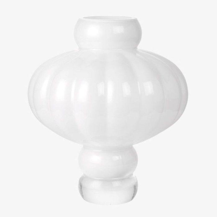 LOUISE ROE Balloon Vase 03 - Opal White