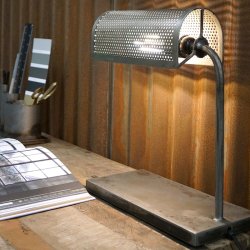 Trademark Living Venus Bordlampe