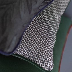 Mette Ditmer ATELIER Pude - 30x50 cm - Mosaic/Dark Grey