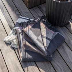 Mette Ditmer Bauhaus Plaid - Latte