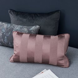 Mette Ditmer - Block Pude - 40x60 cm - Dark Blue/Grey