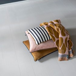 Mette Ditmer - Block Pude - 40x60 cm - Rose/Tobacco