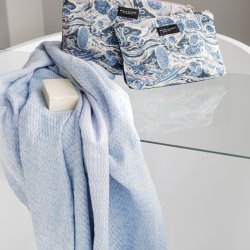 Mette Ditmer Bodrum Badehndklde - Lysebl