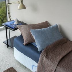 Mette Ditmer Mono Pude - 50x65 cm - Nutmeg