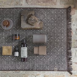 Mette Ditmer Morocco Bademtte Chocolate/Off-white