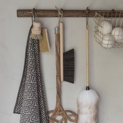 Mette Ditmer ROOTS Knagerkke Mrkolieret Eg