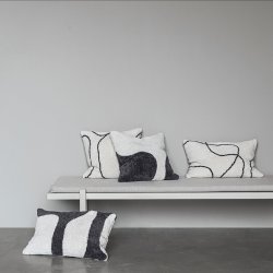 Mette Ditmer SHADOW Tuftet Pudebetr�k 60x40cm Off-White