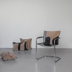Mette Ditmer SHADOW Tuftet Pudebetr�k 60x40cm Brun