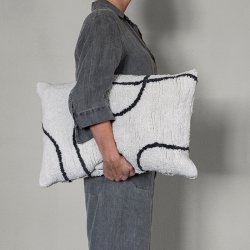 Mette Ditmer SHADOW Tuftet Pudebetr�k 60x40cm Off-White