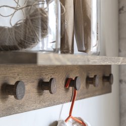 Mette Ditmer SHOWCASE Knagerkke Mrkolieret Eg