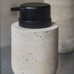 Mette Ditmer TRAVERTIN Sbedispenser Lav Linen