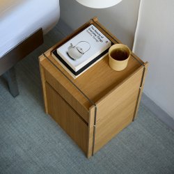 Moebe Bedside Storage Sengebord Eg/Rustfrit St�l