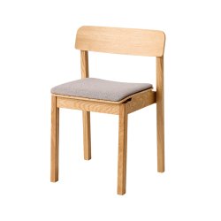 Moebe Everyday Chair Lakeret Eg/Polstret S�de