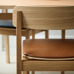 Moebe Everyday Chair Olieret Eg/Cognac L�der