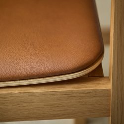 Moebe Everyday Chair Olieret Eg/Cognac L�der