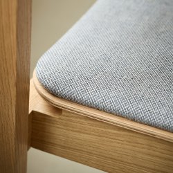 Moebe Everyday Chair Olieret Eg/Polstret S�de