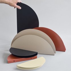 Moebe Half Moon Shelf Terracotta Lille