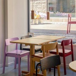 Moebe Kumu Caf�bord 60x60 cm Olieret Eg