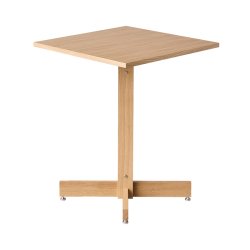 Moebe Kumu Caf�bord 60x60 cm Olieret Eg