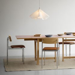 Moebe Offset Chair Olieret Eg m. Cognac L�der/Kromfinish