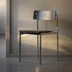 Moebe Offset Chair Sort/Kromfinish