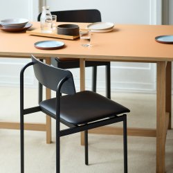 Moebe Offset Chair Sort m. Sort L�der/Kromfinish