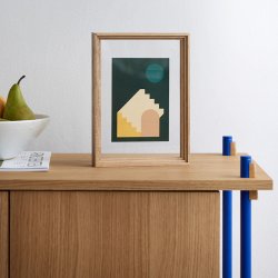 Moebe Standing Frame A4 Eg