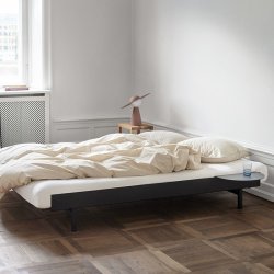 Moebe Bed Sengeramme Lav - 90-180 cm m. 1 sidebord
