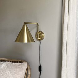 Moud Home M�S V�glampe B�rstet Messingfinish 18 cm