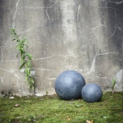 Muubs Taso Outdoor Deko Kugle M�rk Gr� Small 