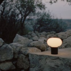 New Works Karl-Johan Portable Bordlampe - Forest Green