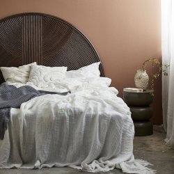 Nordal Tufe Pudebetrk - 48x48 cm - Creme