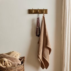 Nordal EDGY Knagerkke m/ 3 Knager Brun