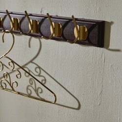 Nordal Edgy Knager�kke i M�rkebrun Tr� med 6 Messing Knager